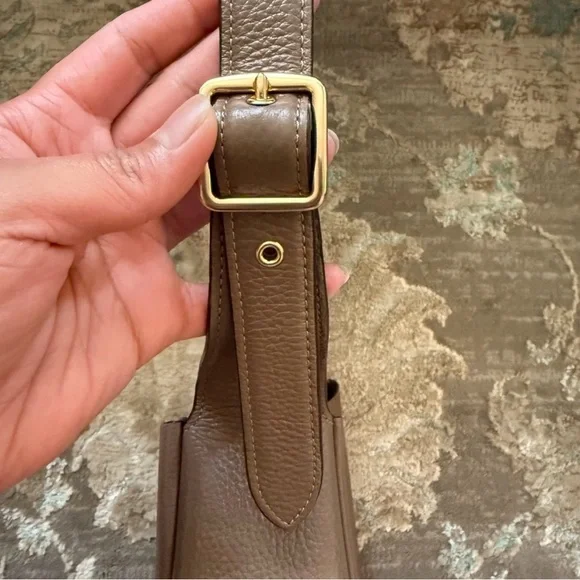 COACH Hadley Convertible Shoulder/Crossbody in Dark Stone with Gold Hardware - Picture 6 of 9